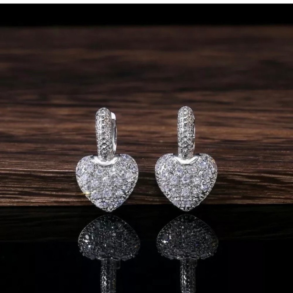 Silver Sparkle Crystal Heart Fashion Earrings